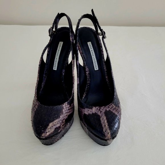 Vera Wang Lavender snakeskin leather high heels. - Picture 4 of 4